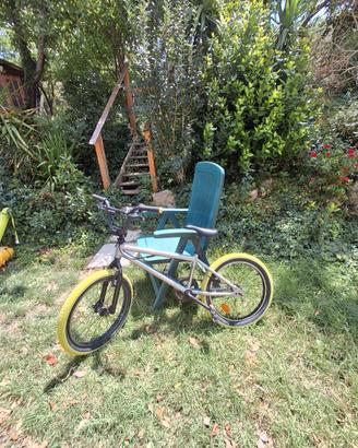 bicicletta bmx