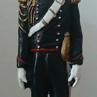 carabiniere - statua in grande uniforme 
