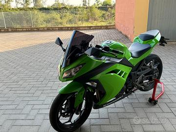 Kawasaki Ninja 300 ABS A2