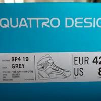 Scarpe da moto in confezione originale