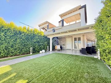 VILLA A SCHIERA A CORIGLIANO-ROSSANO