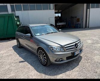 Mercedes benz w204 anno 2009