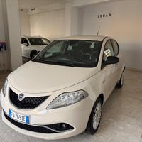 LANCIA YPSILON 1.2 69 CV 5 PORTE PLATINUM