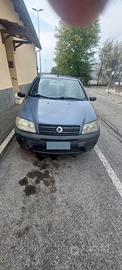 fiat punto  2004