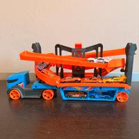 Hot wheels HGC17 camion + macchinine