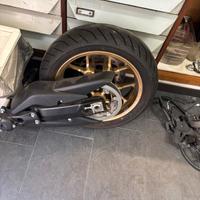 forcellone completo posteriore Tmax 560