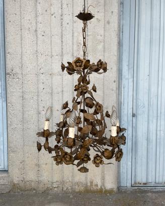 Lampadario vintage a foglie