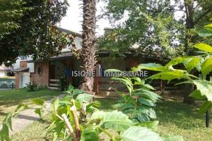 NOALE - Casa singola con Giardino di 1000 mq