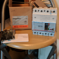 Interruttore trifase