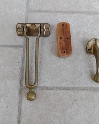 Chiavistello per porta entrata in ottone