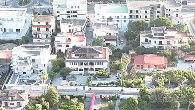 Villa trifamiliare