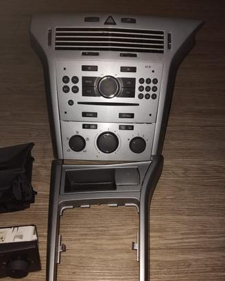 Console  centrale per opel astra h