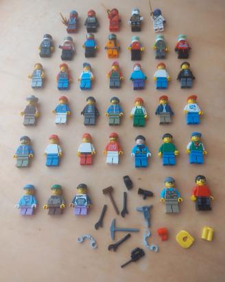 LEGO LOTTO 8 - 38 VARIE MINIFIGURE CON ACCESSORI