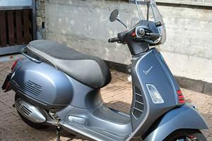 vespa piaggio GTS 300 