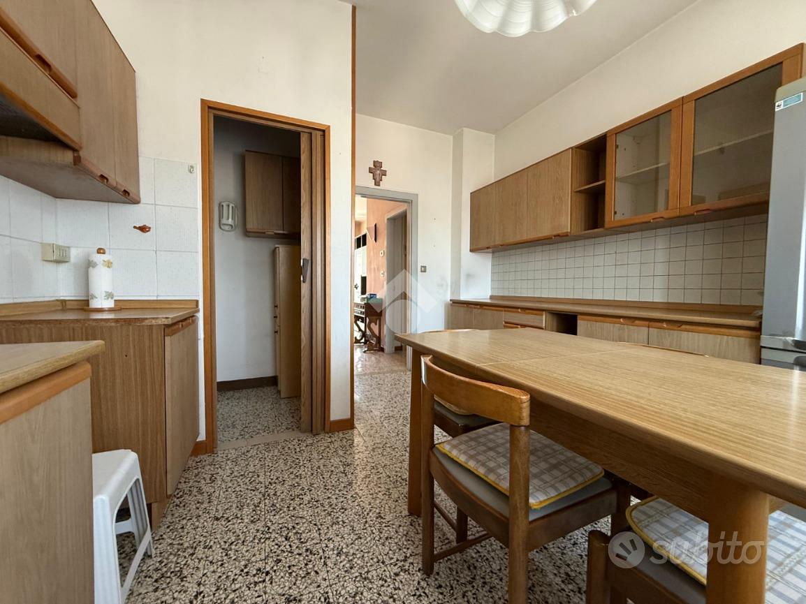 3 LOCALI A ROVIGO - Vista 6