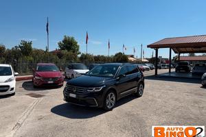 Volkswagen Tiguan 2.0 TDI 150 CV SCR DSG 4MOTION R