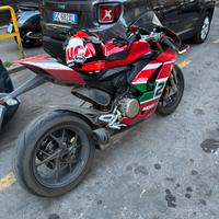 Ducati Panigale v2 bayliss