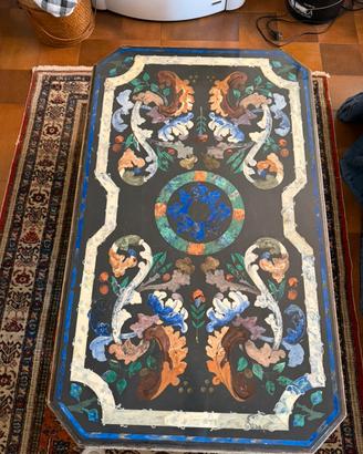 Tavolino in pietra dura vintage