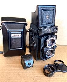 Yashica mat 124G