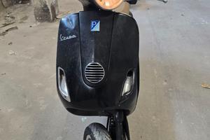 Vespa 50 lx 2T
