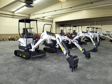 Escavatori nuovi prezzo stock