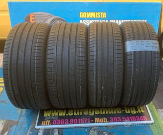 4 gomme usate 275/45 20 - 305/40 20 RFT Pirelli
