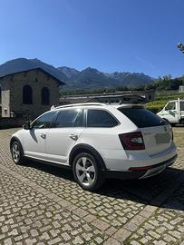SKODA OCTAVIA SCOUT MANUALE