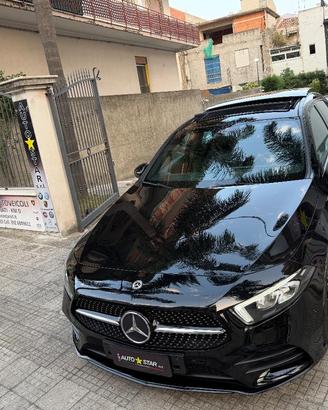 Mercedes Classe A 180d Premium AMG Night Edition