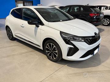 RENAULT Clio Full Hybrid E-Tech 145 CV Techno -