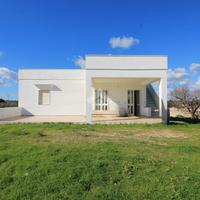 VILLA SINGOLA A OSTUNI