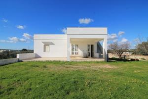 VILLA SINGOLA A OSTUNI