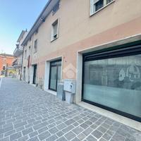 MULTILOCALE A ASSISI