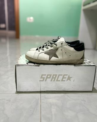 Sneakers Goolden Goose originali.