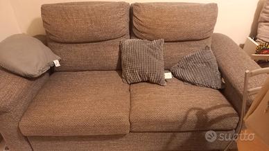 divano 2 posti