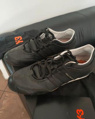 Adidas Y3 sneaker