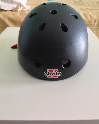Casco skateboard X-Skate