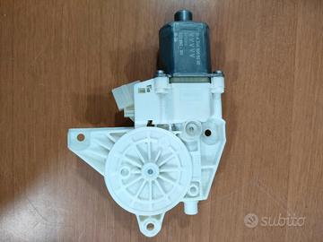 Motorino alzavetro anteriore destro Mercedes Class