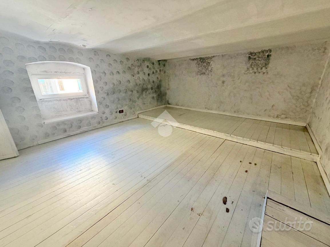 Appartamento – Genova, Marina, Medio Ponente - Altro