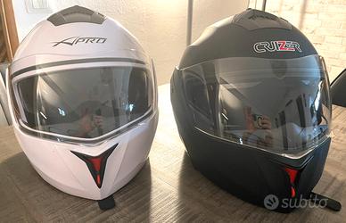 2 Caschi Moto nuovi
