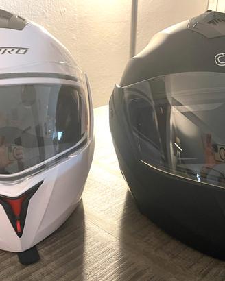 2 Caschi Moto nuovi