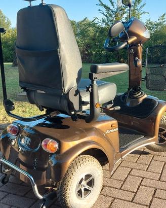 Scooter elettrico per anziani e disabili