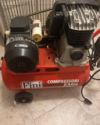 Compressore fini