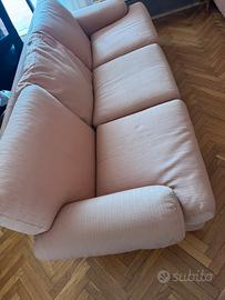 Divano in perfette condizioni rosa arancio