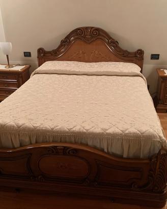 LETTO+2 COMODINI + CASSETTONE