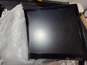 televisore Samsung t22d390 completo