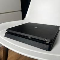 PS4 Slim + Sony DualShock