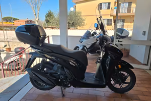 Honda SH 350 07.2024 IN PROMO 4.999 € !!!