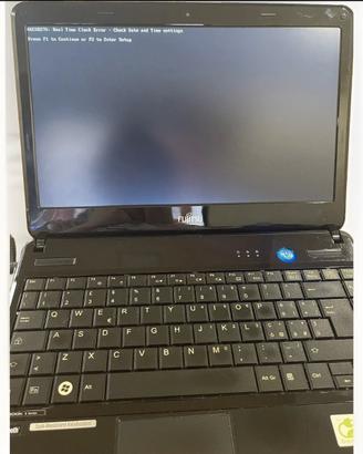 Fujitsu LIFEBOOK SH531 + Mouse HP Ergonomic