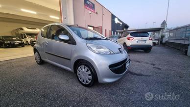 Peugeot 107 1.0 68CV 5p. Desir