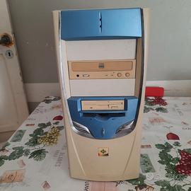  CASE + ALIMENTATORE + CD ROM